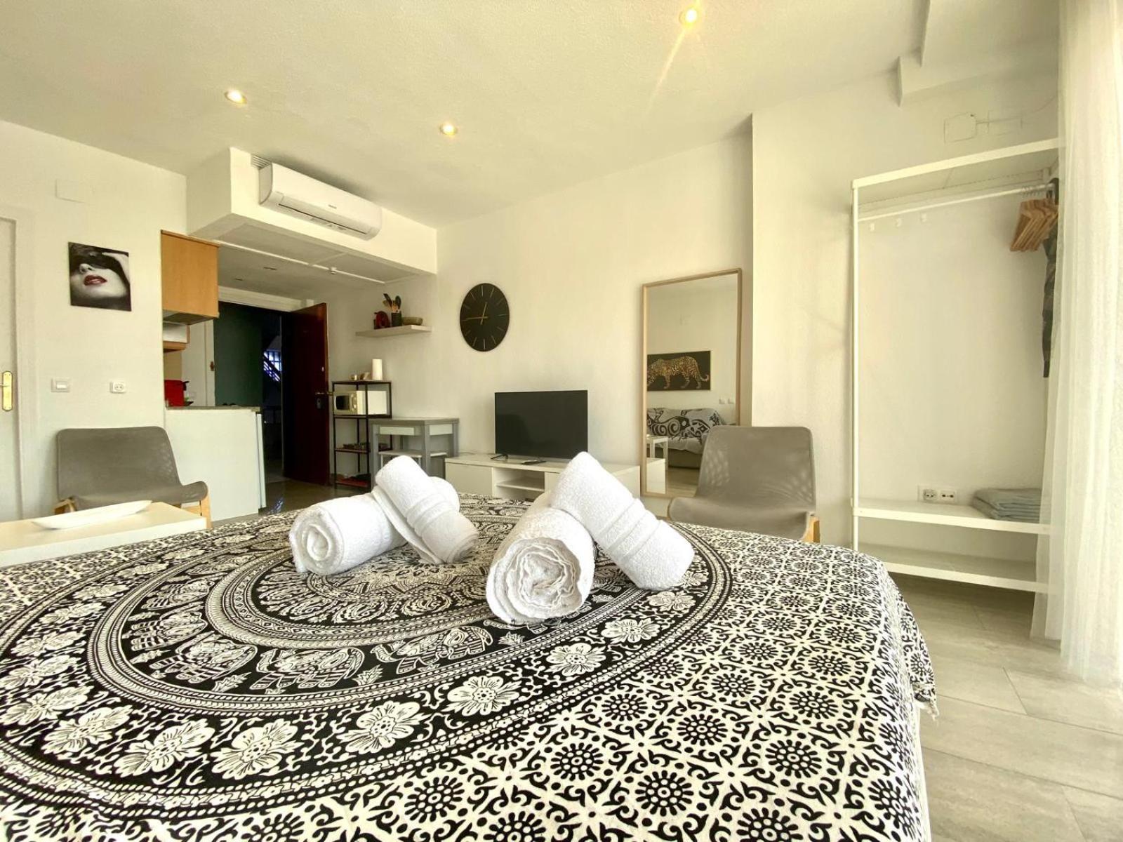 Riscal 6 By United Renters Apartment Alicante Exterior photo